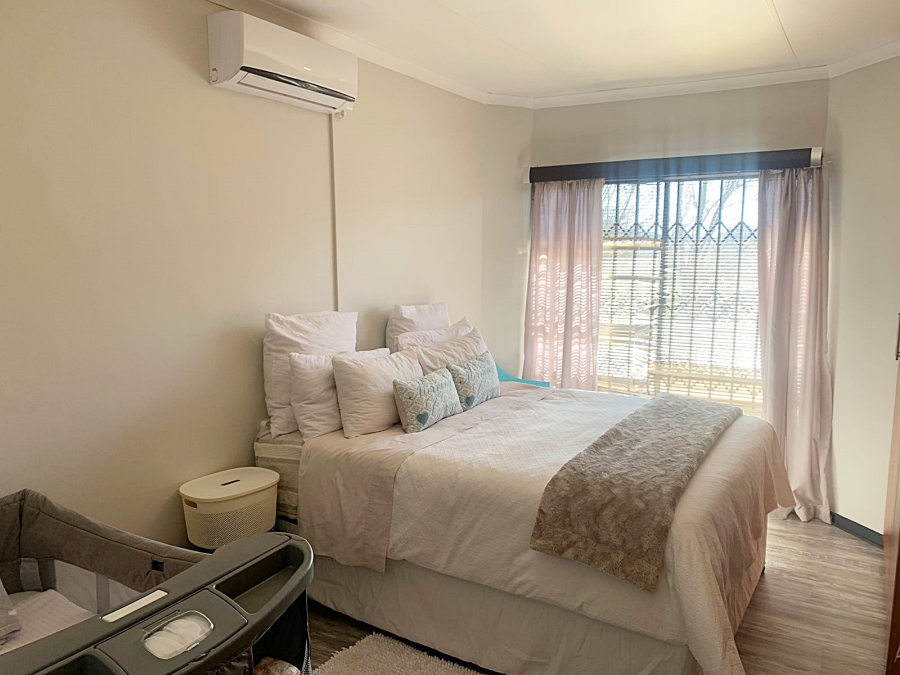 3 Bedroom Property for Sale in Langenhovenpark Free State